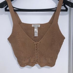 Women knitted crop tank